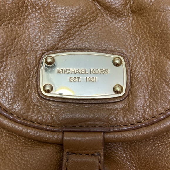 Michael Kors Leather Shoulder Handbag - Picture 2 of 11